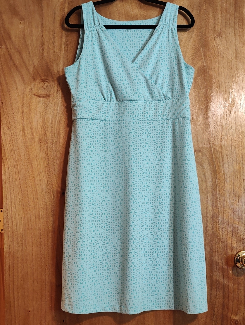 Eddie Bauer Julia Dress Aqua Diamond Print Jersey Sleeveless Surplice Hiking Lrg
